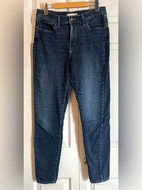 Levi’s 720 High Rise Super Skinny Jeans Dark Wash Size 30